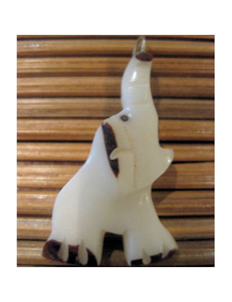 Pendentif tagua éléphant Pendentif tagua éléphant