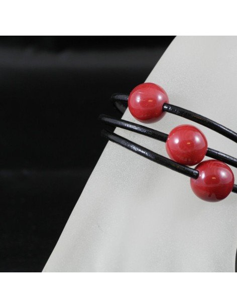 Bracelet perles tagua et cuir Bracelet perles tagua et cuir