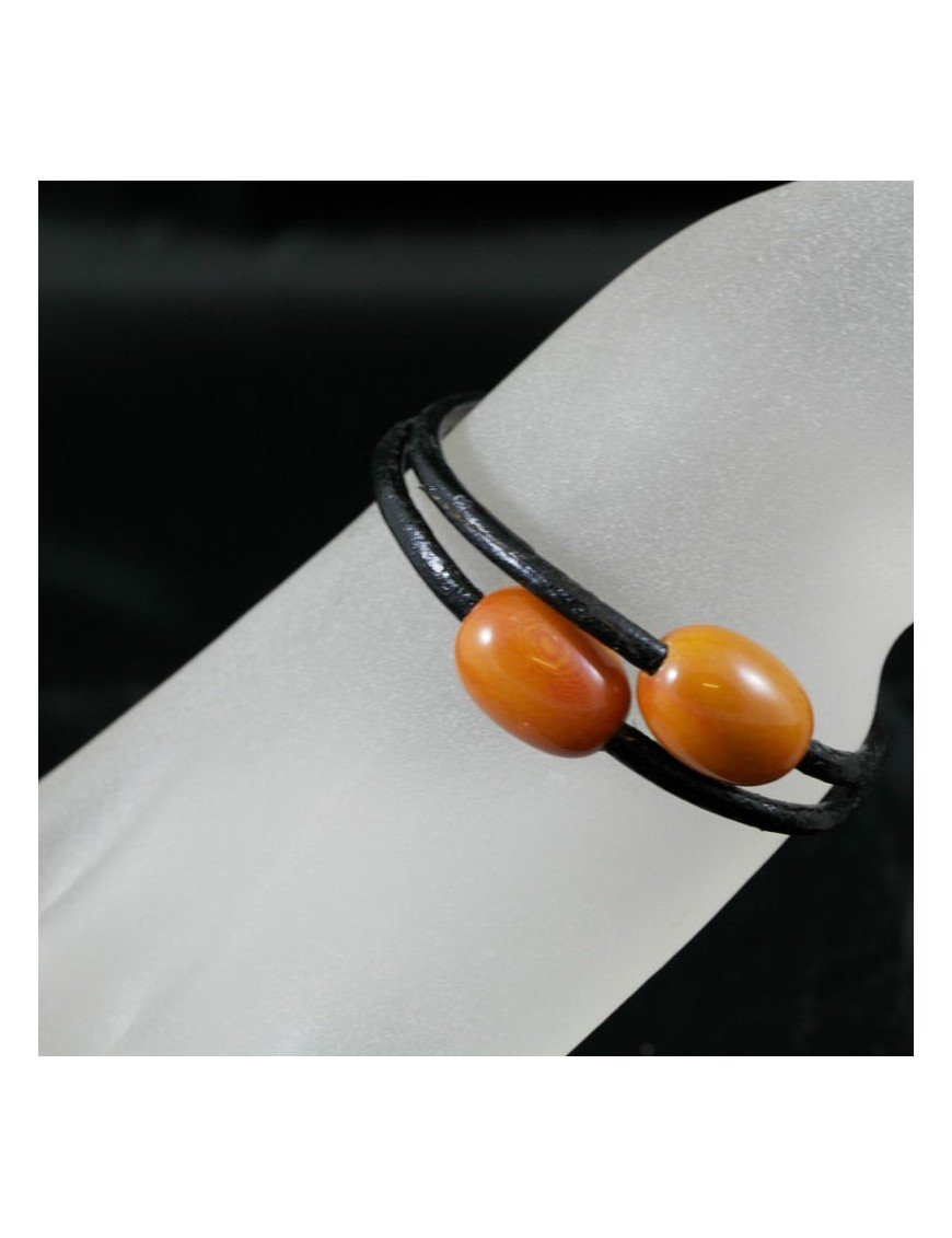 Bracelet perles tagua et cuir