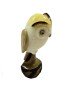 Hibou taillée dans la graine de tagua