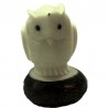Hibou taillé dans la graine de tagua