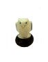 Hibou taillé dans la graine de tagua 