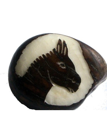 Gravure Tête d'âne en tagua