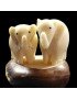 Eléphants taillés dans la graine de tagua