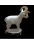 Bouc taillé dans la graine de tagua 