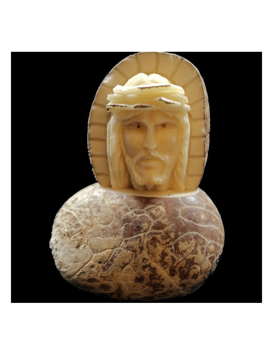 Figurine en tagua à l'effigie du Christ