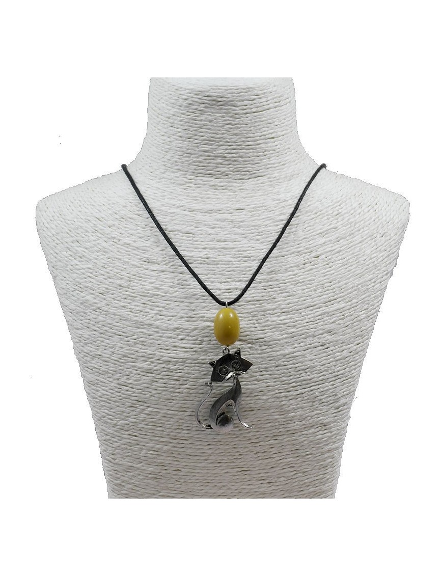 Pendentif chat en alliage et perle de tagua teintée jaune