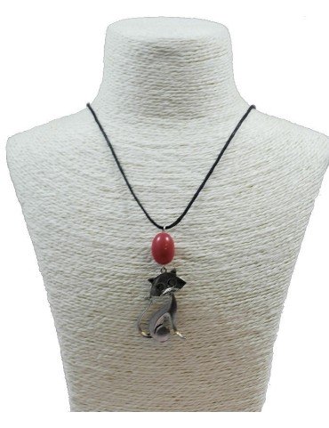 Pendentif chat en alliage et perle de tagua teintée rose