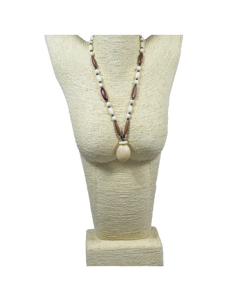 Collier perles de tagua teintées et naturelles Collier perles de tagua teintées et naturelles