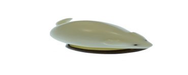 Souris  taillée dans la graine de tagua