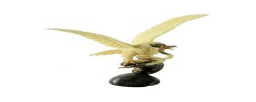 Aigle royal serpent taillé dans la graine de tagua