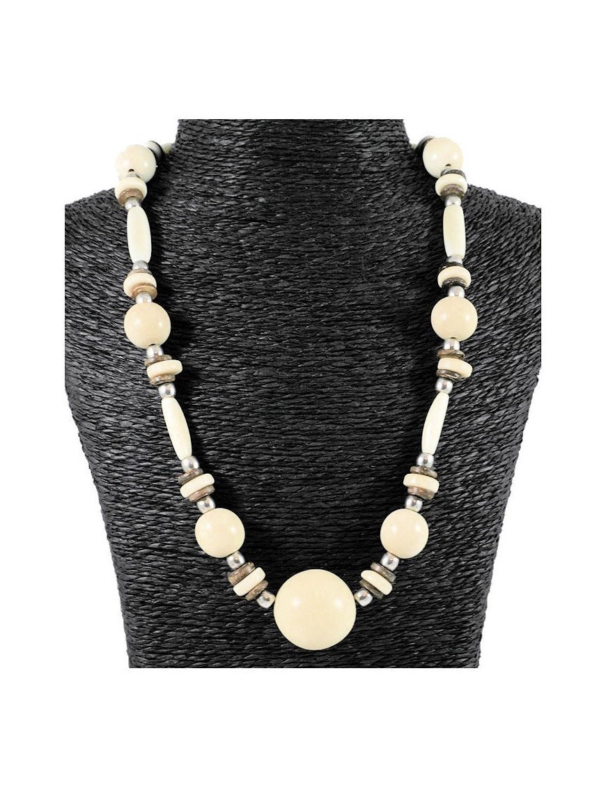 Collier perles de tagua