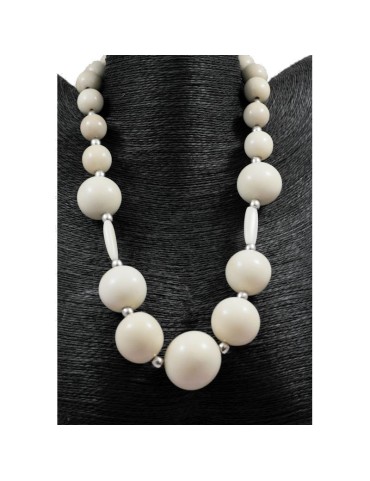 Collier perles de tagua