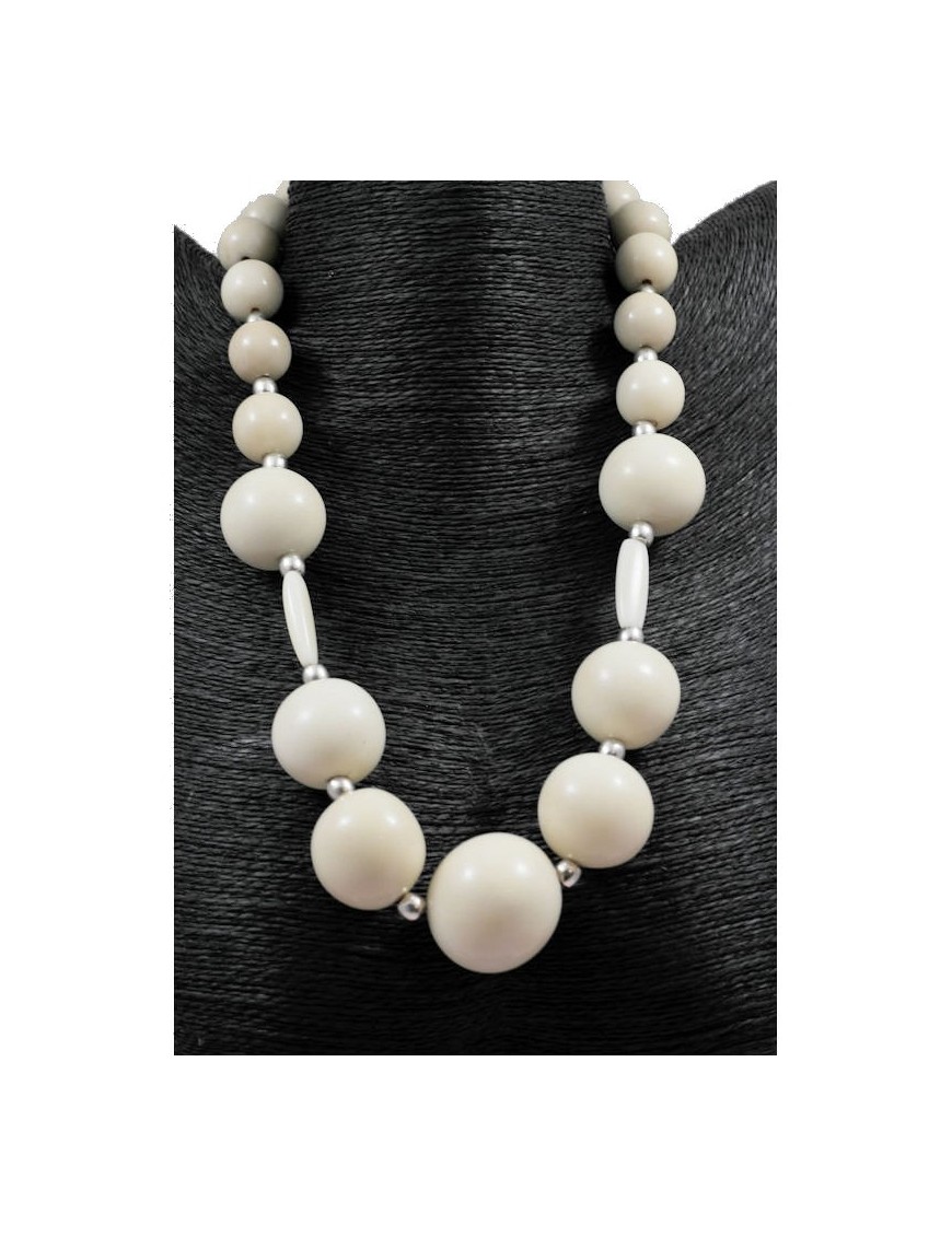 Collier perles de tagua