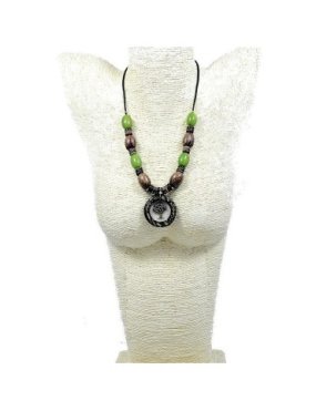 Collier perles de tagua et graines exotiques