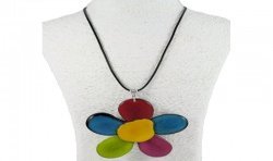Pendentif Fleur en tagua