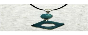 Pendentif design tagua teintée bleu