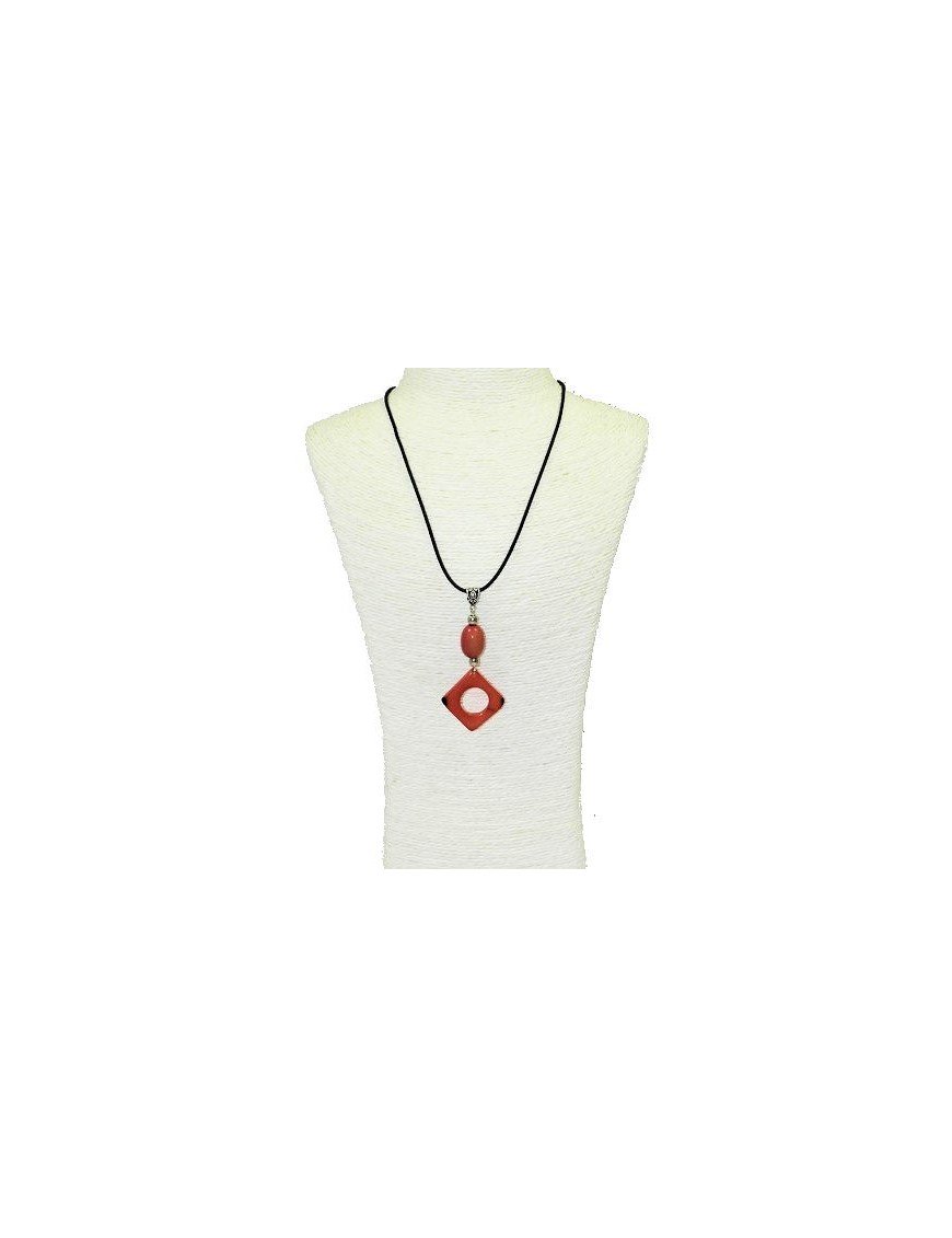 Pendentif design tagua teintée rose