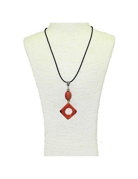 Pendentif design tagua teintée rose