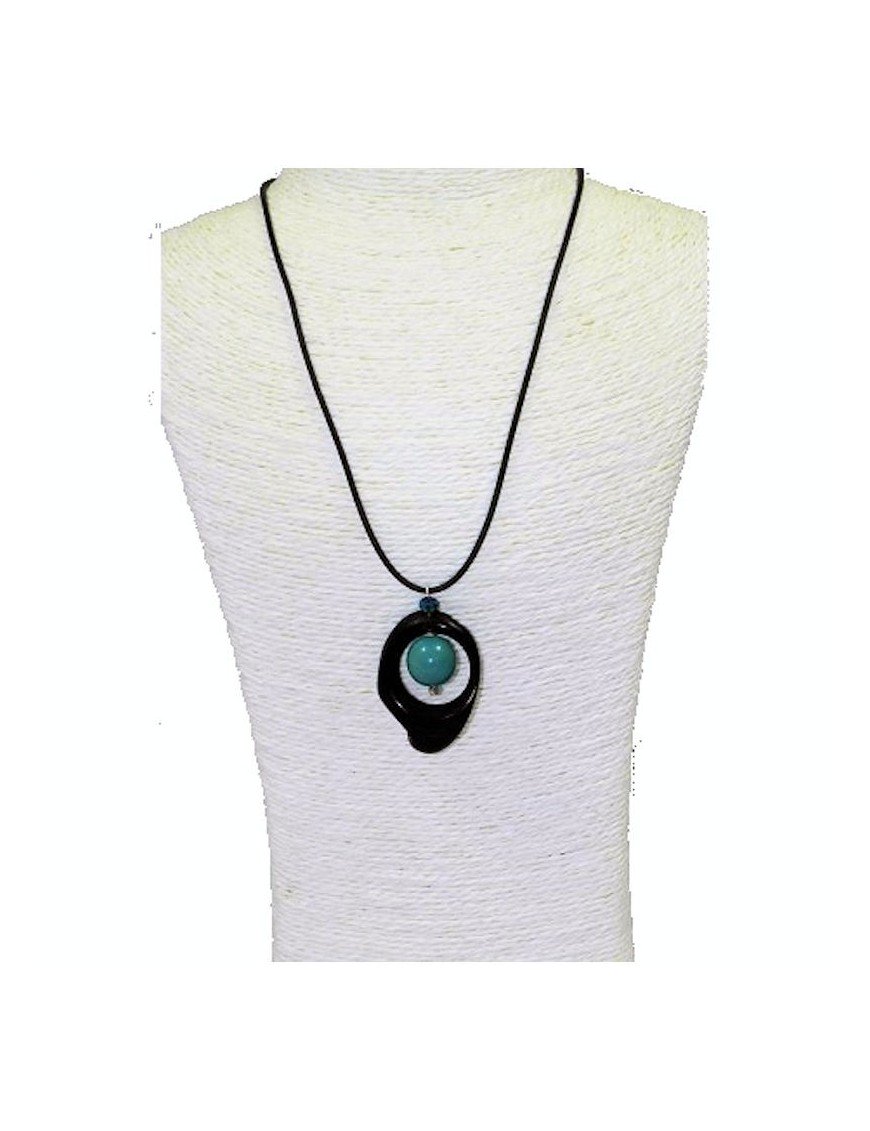 Pendentif tagua teintée 