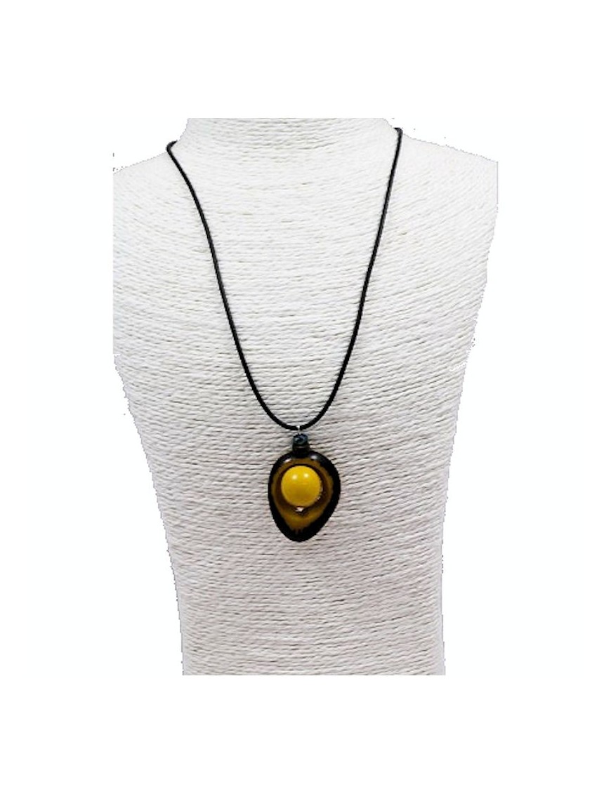 Pendentif  tagua teintée 
