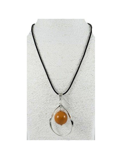 Pendentif alliage et perle de tagua Pendentif alliage et perle de tagua