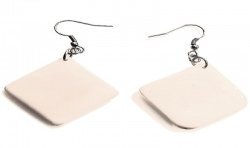 Boucles d'oreilles carrées en ivoire végétal couleur naturel