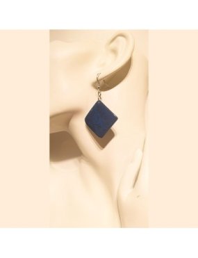 Boucles d'oreilles carrées en ivoire végétal teinté en bleu nuit