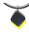 Pendentif doubles carrés en ivoire végétal teinté en Noir et Jaune