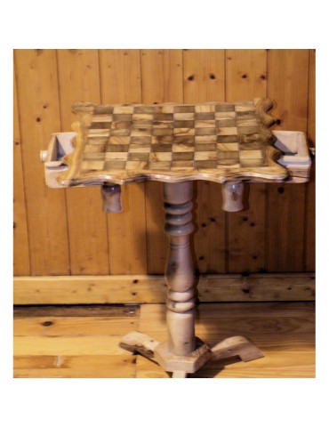 ENSEMBLE TABLE EN BOIS D'OLIVIER, ET JEUX D'ECHECS ANIMAUX MARINS EN TAGUA OU IVOIRE VEGETAL