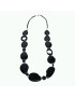 Viola sautoir avec tranches & perles de Tagua teintées en noir