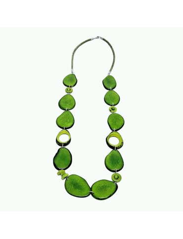 L'Alchémille sautoir avec tranches & perles de Tagua teintées en vert