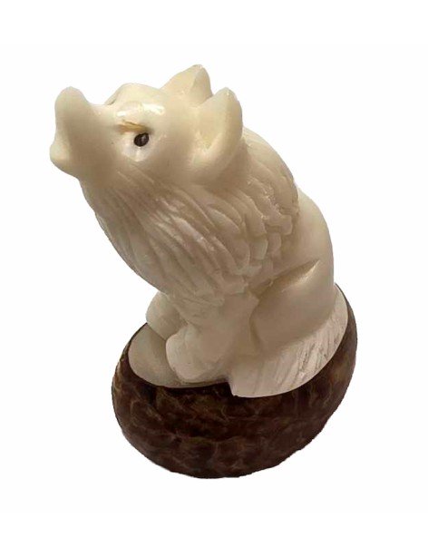 Loup taillé dans la graine de tagua (ivoire végétal ou corozo) Loup taillé dans la graine de tagua (ivoire végétal ou corozo)