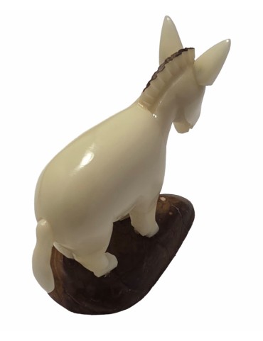 Ane taillé dans la graine de tagua (ivoire végétal ou corozo)
