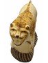 Lion taillé dans la graine de tagua appelée aussi ivoire végétal
