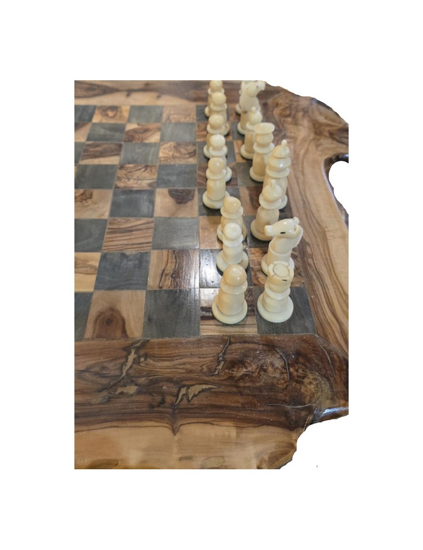 Jeu D'échecs En Bois D'Olivier Avec 32 Pieces En Métal