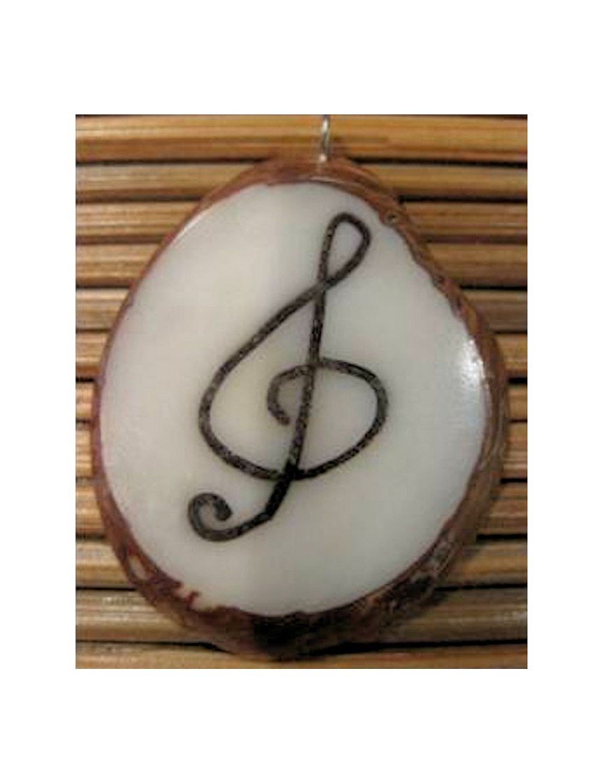 Pendentif tagua clé de sol 